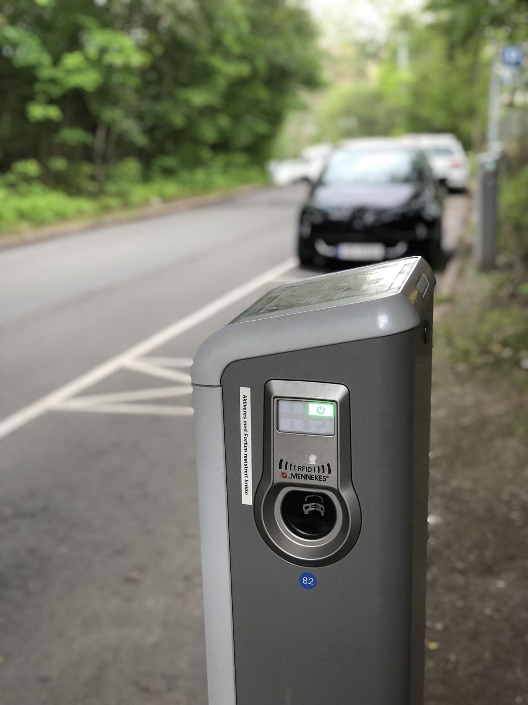 Borne de recharge sur voirie avec badge RFID